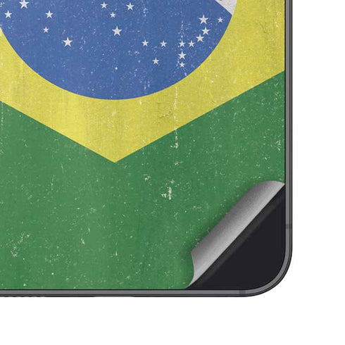 Brazil Flag Distressed Galaxy S25 Skin